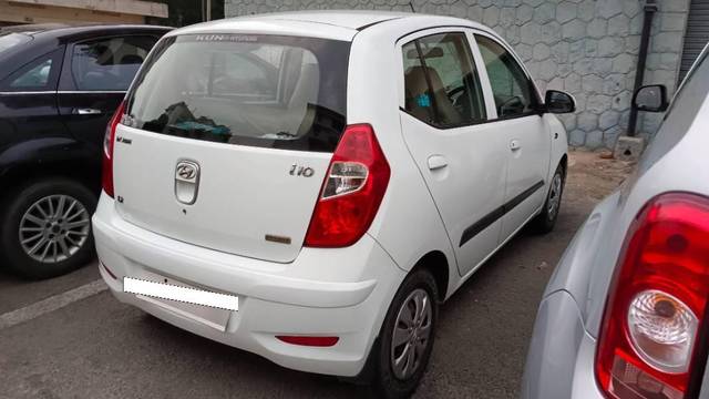 https://images10.gaadi.com/usedcar_image/4460983/original/processed_54b1c1a0-1695-46e2-8d0b-4db0f8fa272f.jpg?imwidth=6402
