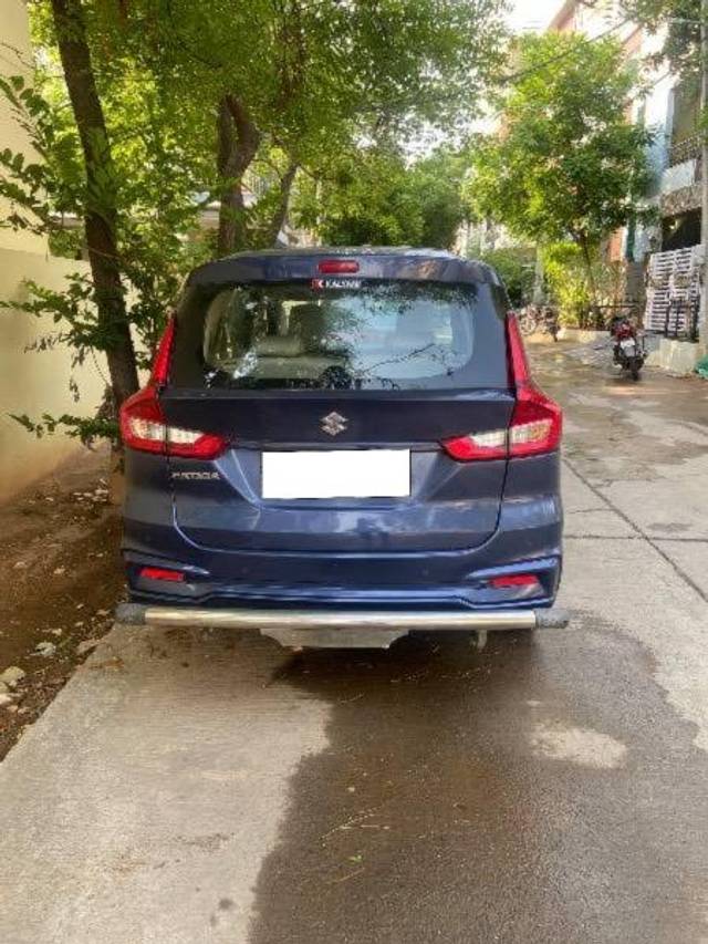 https://images10.gaadi.com/usedcar_image/4461061/original/processed_ed21946e-bff6-44d2-93bd-c10b63c5caf3.jpg?imwidth=6402