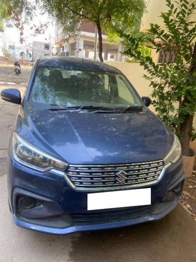 https://images10.gaadi.com/usedcar_image/4461067/original/processed_a7a7cb63-d5d2-48d0-a7ab-0c442cf80c19.jpg?imwidth=6402
