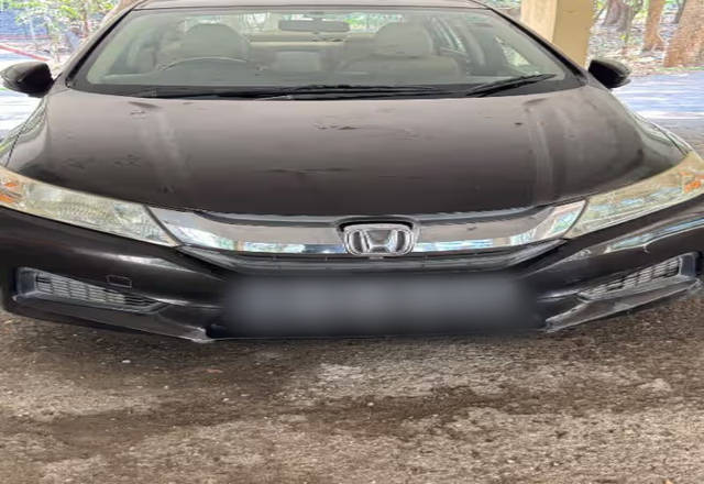 https://images10.gaadi.com/usedcar_image/4461236/original/6e6090f4-75a3-4a43-b196-ff0e70606005.?imwidth=6401