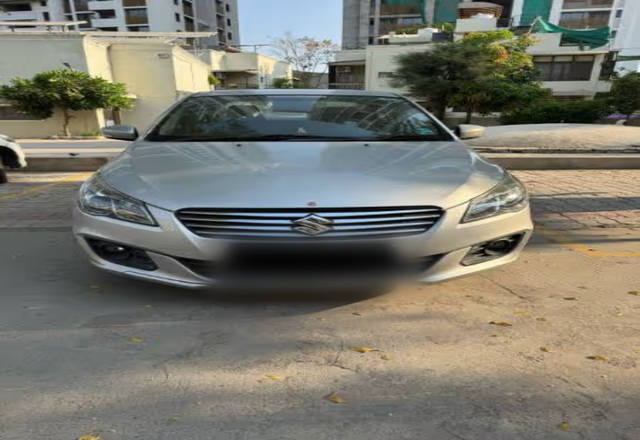 https://images10.gaadi.com/usedcar_image/4461305/original/339f7a43-6d43-442b-a77b-ca0a28c61e60.?imwidth=6400