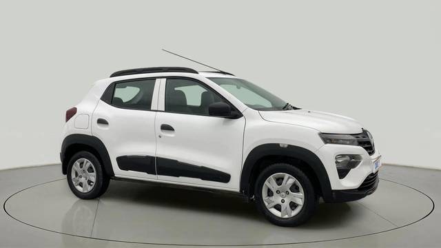 https://images10.gaadi.com/usedcar_image/4461321/original/4b102700b6e3d0ba62a254ba366a4cfe.jpg?imwidth=6400