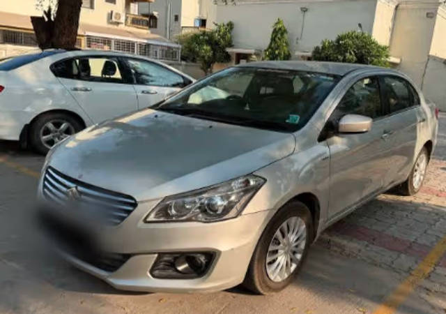 https://images10.gaadi.com/usedcar_image/4461362/original/c5c38508-0d19-4688-9b1e-85288f95c6e4.png?imwidth=6402