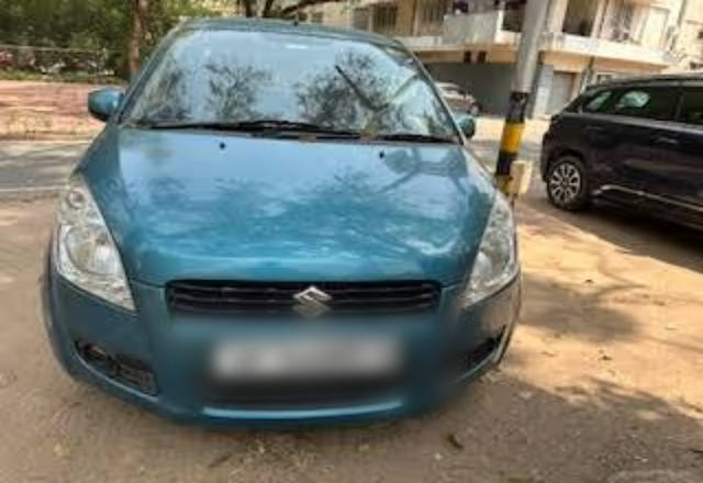 https://images10.gaadi.com/usedcar_image/4461627/original/27aded19-1bcb-4010-ae1c-d3a71cb325d7.?imwidth=6400
