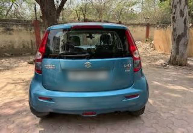 https://images10.gaadi.com/usedcar_image/4461627/original/d8cd32c1-e272-488d-abb1-2a2d6f78603a.?imwidth=6402