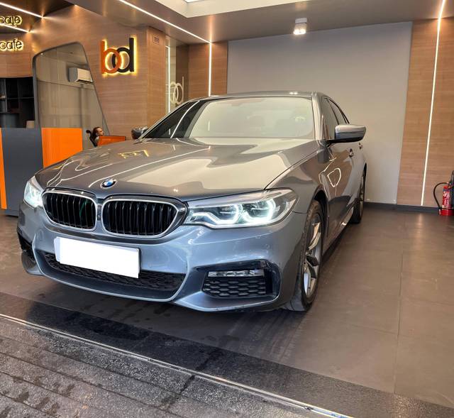 https://images10.gaadi.com/usedcar_image/4461691/original/processed_62b91dd8855f2b2e48adcbbbde287cfb.jpeg?imwidth=6402
