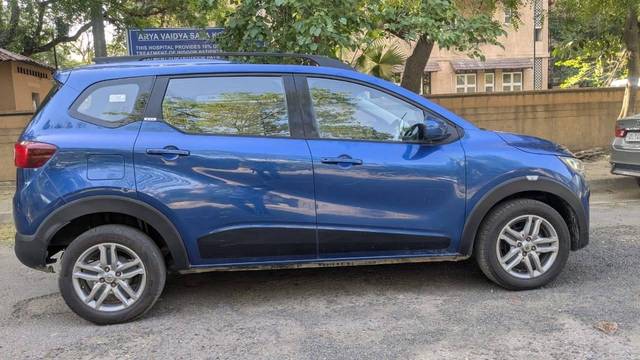 https://images10.gaadi.com/usedcar_image/4462043/original/processed_eeb208b0923b90a5fba5fa15d8516660.jpg?imwidth=6401