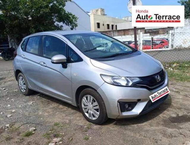 https://images10.gaadi.com/usedcar_image/4462084/original/999110de865e9aefd24e2c201d964aac.jpeg?imwidth=6400