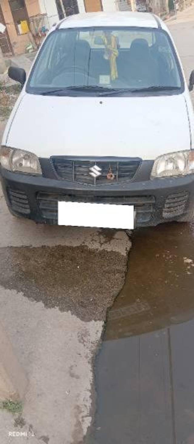 https://images10.gaadi.com/usedcar_image/4462437/original/processed_fca52b09-030e-43e0-9693-01f2913bd72f.jpg?imwidth=6400