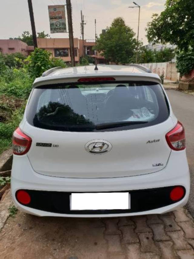 https://images10.gaadi.com/usedcar_image/4462633/original/processed_22c6adc2-b550-4f70-a614-e9528a2f9a22.jpg?imwidth=6402