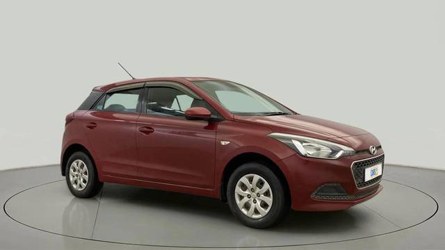 https://images10.gaadi.com/usedcar_image/4462738/original/1adac170732edee3c2386850f6b7ca9f.jpg?imwidth=6400