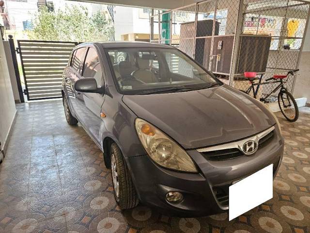 https://images10.gaadi.com/usedcar_image/4462952/original/processed_3565b2a0-0247-48b0-bed9-85a428ad7fe5.jpg?imwidth=6400