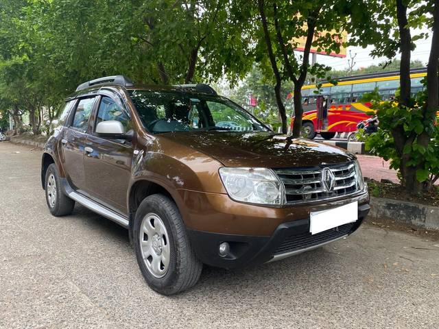 https://images10.gaadi.com/usedcar_image/4462967/original/processed_0dfa920278f4963d5a4efa911c316b26.jpg?imwidth=6401