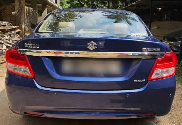 https://images10.gaadi.com/usedcar_image/4463131/original/1c1d0a9d-cc43-40be-971e-81e895f40fce.?imwidth=6402