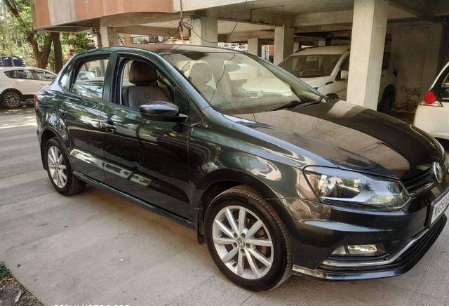 https://images10.gaadi.com/usedcar_image/4463232/original/processed_f98e33fdac64cd4dad677cab1784784b.jpg?imwidth=6400