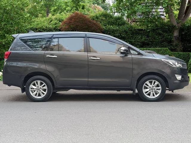 https://images10.gaadi.com/usedcar_image/4463248/original/173fea24508133a5c5cee9226febda02.jpg?imwidth=6401