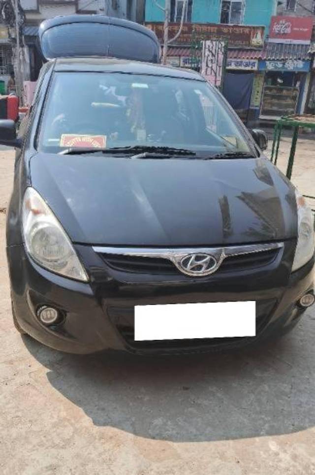 https://images10.gaadi.com/usedcar_image/4463365/original/processed_1d31eeba-59f6-40c0-960c-39d52bd26f5a.jpg?imwidth=6400