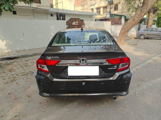 https://images10.gaadi.com/usedcar_image/4463665/original/processed_20612ff2c02a9c48084f500923571d69.jpg?imwidth=6401