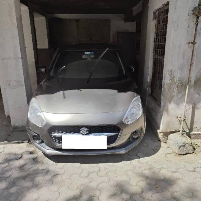 https://images10.gaadi.com/usedcar_image/4463844/original/processed_b0fc715f-fe2b-414d-90fa-3901e4a7079f.jpeg?imwidth=6400