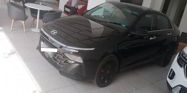 https://images10.gaadi.com/usedcar_image/4464664/original/processed_88b4b86b442ff1b2745781abd4e5b320.jpg?imwidth=6400