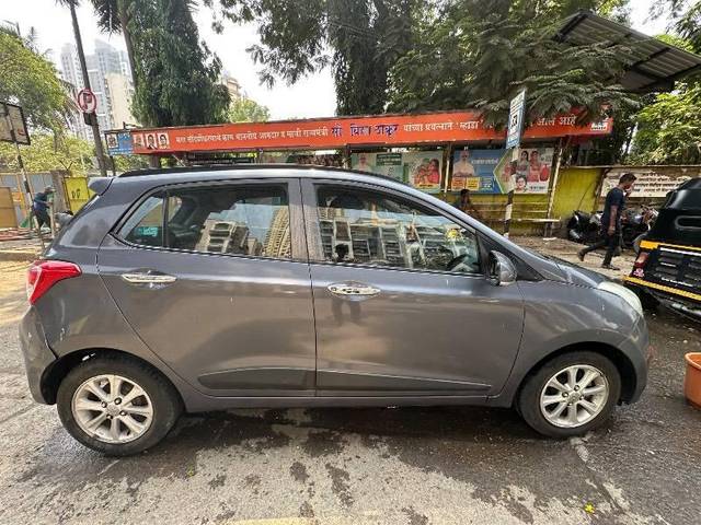 https://images10.gaadi.com/usedcar_image/4465618/original/processed_fa3b0c01-9147-4128-9a55-4f39112c88b2.jpeg?imwidth=6401