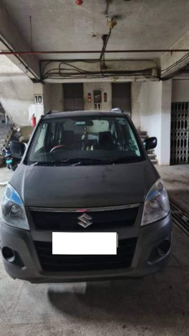 https://images10.gaadi.com/usedcar_image/4465934/original/processed_30000627-8df3-4996-9cdd-7b6d4c64e482.jpg?imwidth=6400