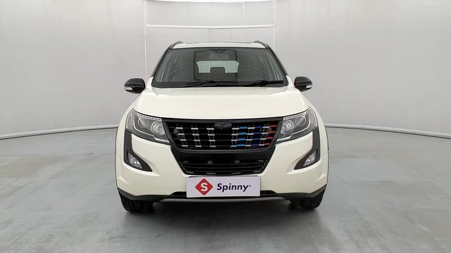 Second-hand 2019 Mahindra XUV500 W9 AT for sale in Lucknow-7