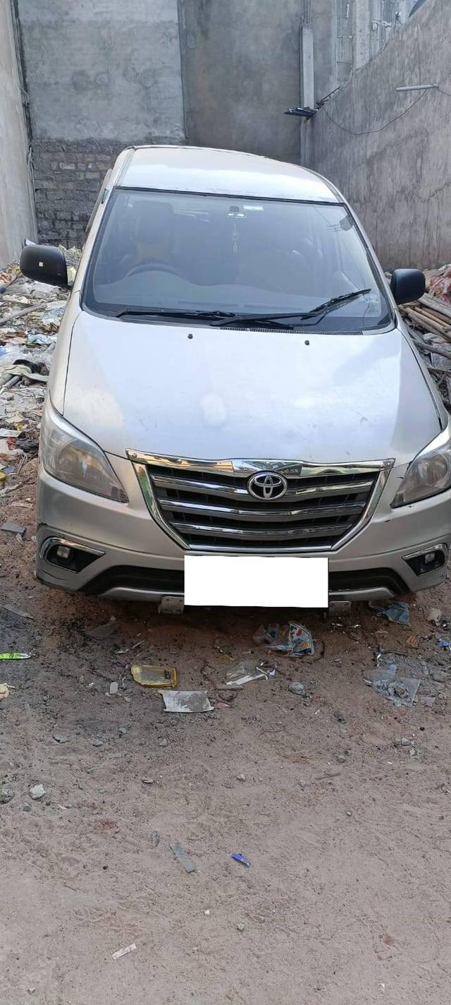 https://images10.gaadi.com/usedcar_image/4466688/original/processed_414f91d8-9e1e-4bf7-b52c-fe69fabe21b3.jpg?imwidth=6401