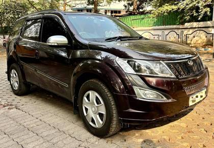 Mahindra XUV500 W4 Mahindra XUV500 W4