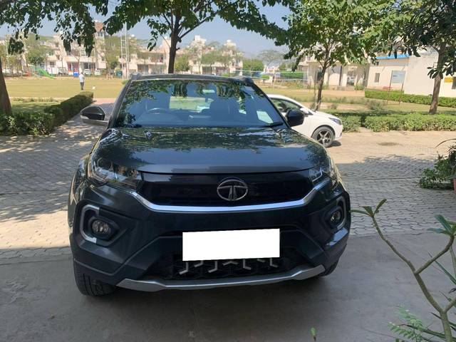https://images10.gaadi.com/usedcar_image/4468515/original/processed_fe44b25e-0279-4c1c-bfe2-d3b3b23be128.jpg?imwidth=6401