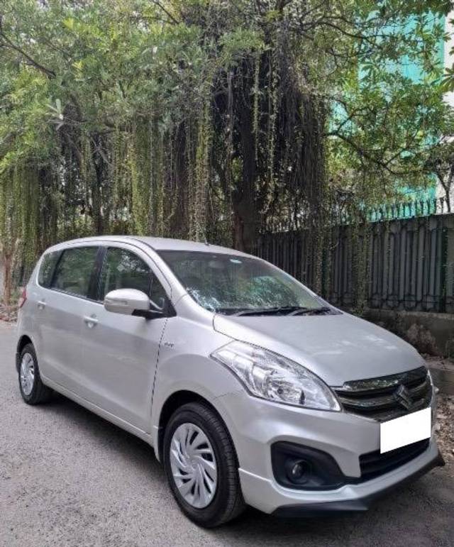 https://images10.gaadi.com/usedcar_image/4469225/original/processed_eaa89aba-b45f-4ddb-9ea3-2b2b98493982.jpeg?imwidth=6400