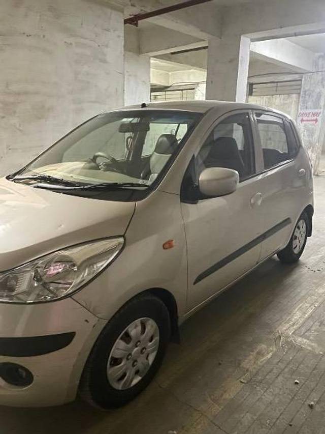 https://images10.gaadi.com/usedcar_image/4469240/original/processed_35b22d8b-2e83-4086-8c8d-8bffb9b92cc5.jpeg?imwidth=6400