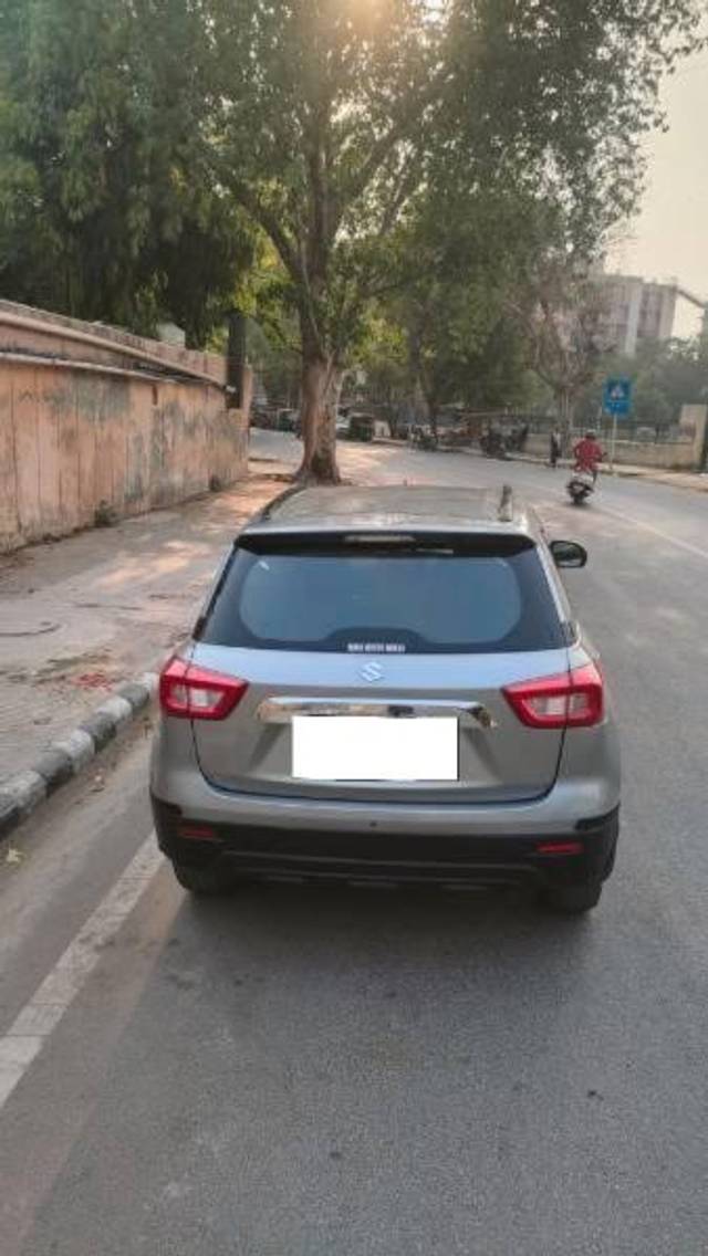 https://images10.gaadi.com/usedcar_image/4469411/original/processed_d9a90750-017f-489f-8d95-8a78d1cd0c74.jpg?imwidth=6402