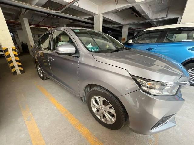 https://images10.gaadi.com/usedcar_image/4470104/original/processed_9dbf0c38-128a-46e7-a782-5f852139b920.jpg?imwidth=6400