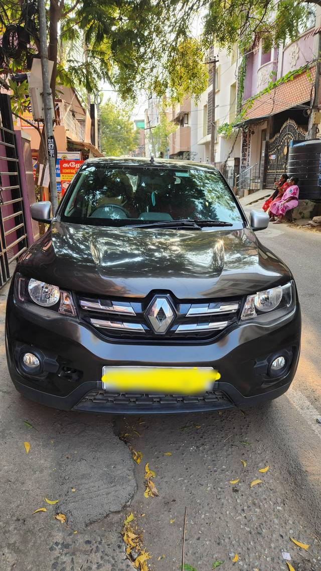 https://images10.gaadi.com/usedcar_image/4470115/original/processed_abaf0ac7-81a0-4b82-a68f-b85e128ebfd9.jpg?imwidth=6400