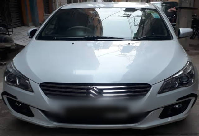 https://images10.gaadi.com/usedcar_image/4470221/original/0d2d7e59-4205-4ecb-9fb7-caac2ef6ecf9.?imwidth=6400