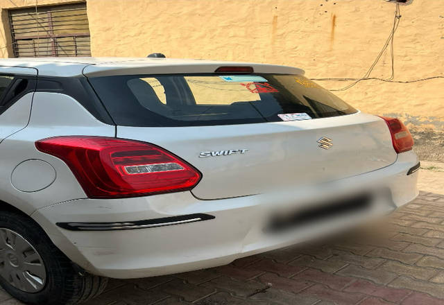 https://images10.gaadi.com/usedcar_image/4470452/original/aac1f92a-58d1-491c-b768-0eb0a30ff25a.?imwidth=6401