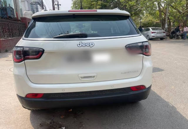 https://images10.gaadi.com/usedcar_image/4470670/original/c3c80981-d52d-4161-952c-1f013ef0b61f.?imwidth=6402