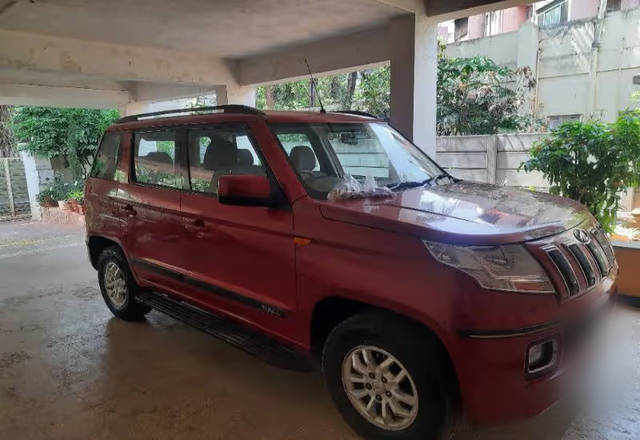 https://images10.gaadi.com/usedcar_image/4470703/original/b5b43b92-66e6-4877-957e-b812205eeb10.?imwidth=6400