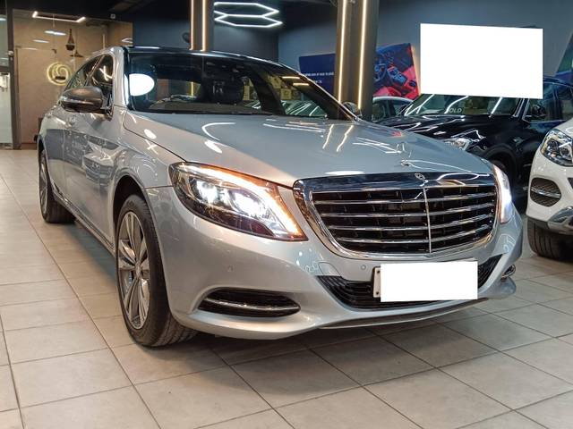 https://images10.gaadi.com/usedcar_image/4470775/original/processed_0e1fba4703d7c47a654861b1a5de5a38.jpg?imwidth=6400