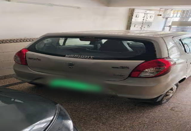 https://images10.gaadi.com/usedcar_image/4471019/original/905310a3-669a-4adf-bd29-03b130893e0e.?imwidth=6401