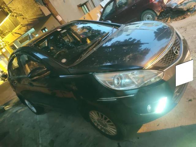 https://images10.gaadi.com/usedcar_image/4471131/original/processed_34e4b190-eed5-462f-bd53-e276e09e31ef.jpg?imwidth=6402