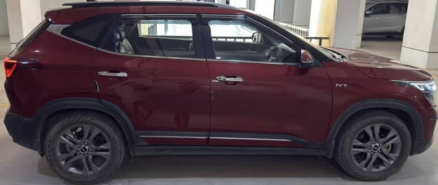 https://images10.gaadi.com/usedcar_image/4471418/original/processed_03b328a2-08fa-4a2f-874d-8e2d18b0b52c.png?imwidth=6401