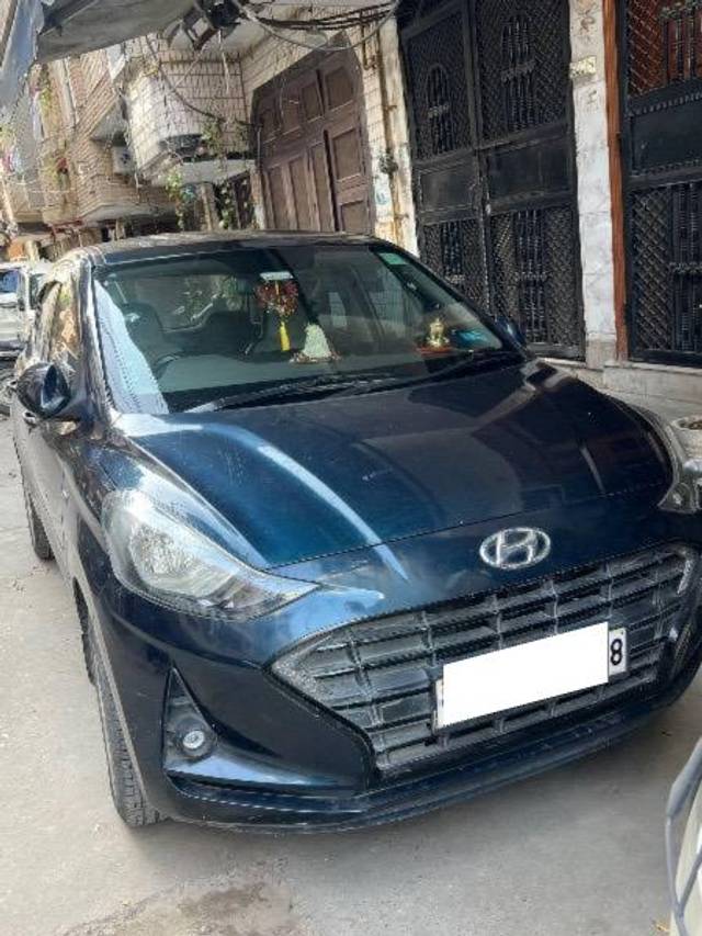 https://images10.gaadi.com/usedcar_image/4471502/original/processed_eb1ea591-a612-4346-b05a-d126874c0aed.jpeg?imwidth=6402