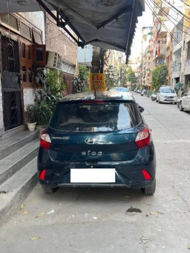 https://images10.gaadi.com/usedcar_image/4471502/original/processed_ebbb59cc-ef29-45fb-9c1c-c9e080779527.jpeg?imwidth=6401