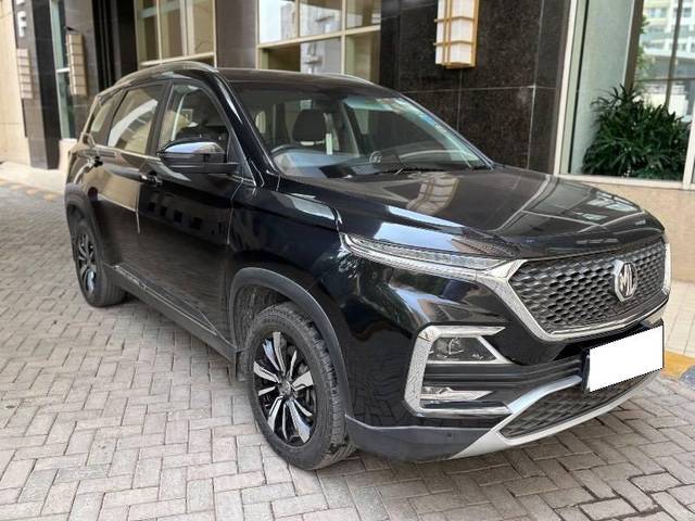 https://images10.gaadi.com/usedcar_image/4471666/original/processed_7ef1a3ac-ca48-4b7a-a91a-1c391a472cb0.jpeg?imwidth=6400