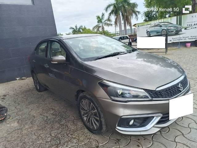 https://images10.gaadi.com/usedcar_image/4471769/original/processed_b16e1d48-7474-4442-9d8c-396bfc2f8257.jpg?imwidth=6402