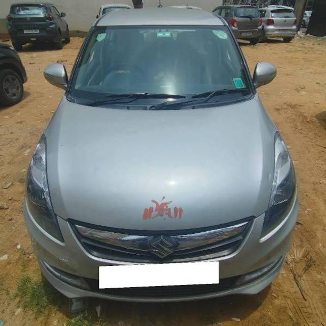 https://images10.gaadi.com/usedcar_image/4471882/original/processed_d6ce0a2c-19c4-4bea-bbf2-ab56a03b4bb2.jpg?imwidth=6400