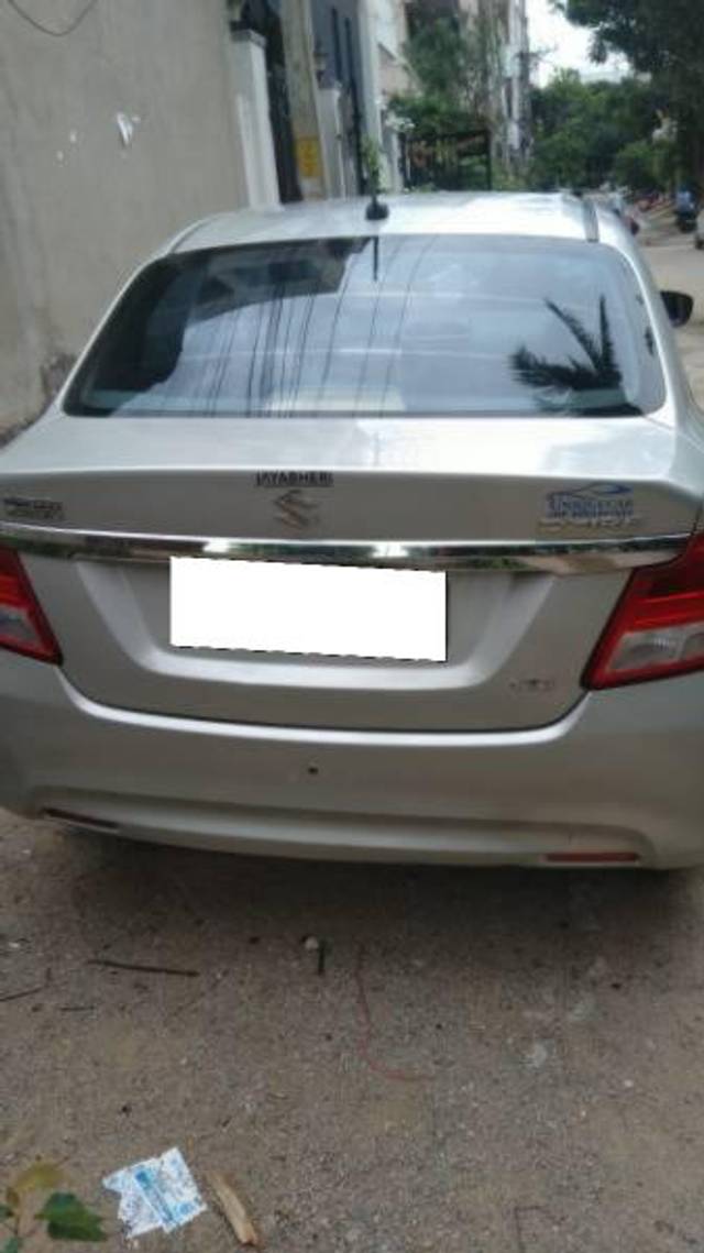 https://images10.gaadi.com/usedcar_image/4471907/original/processed_c2f7426c-fc0a-4f1a-a0e1-66384d858c8d.jpg?imwidth=6401