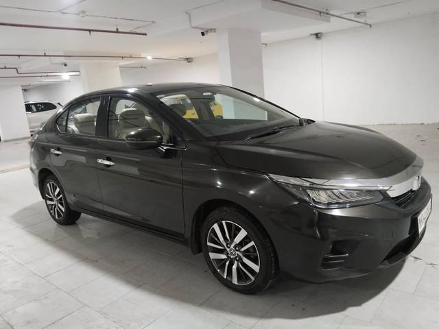 https://images10.gaadi.com/usedcar_image/4472140/original/88687acd56c231efd82261d4b6d1d6e6.jpg?imwidth=6400
